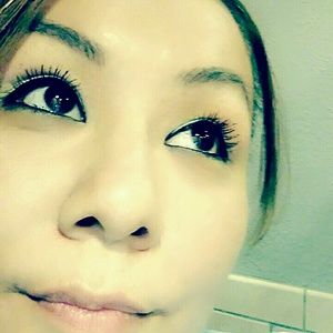 Meet your Posher, Winona